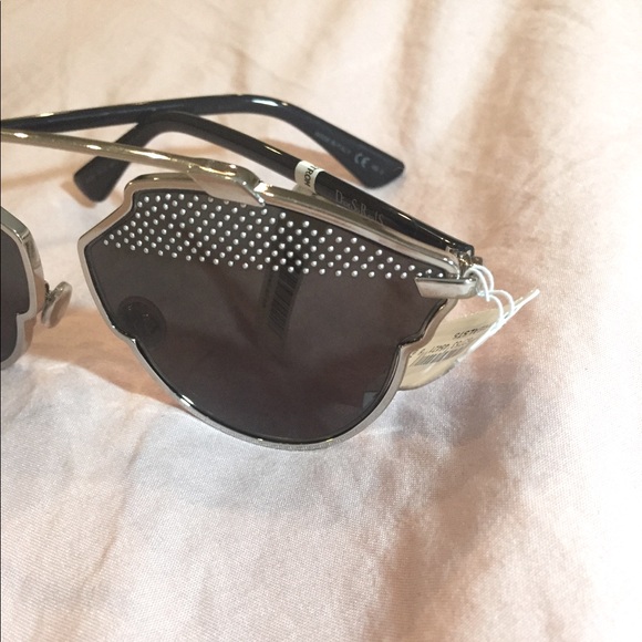 Christian Dior Studded π - Picture 5 of 15